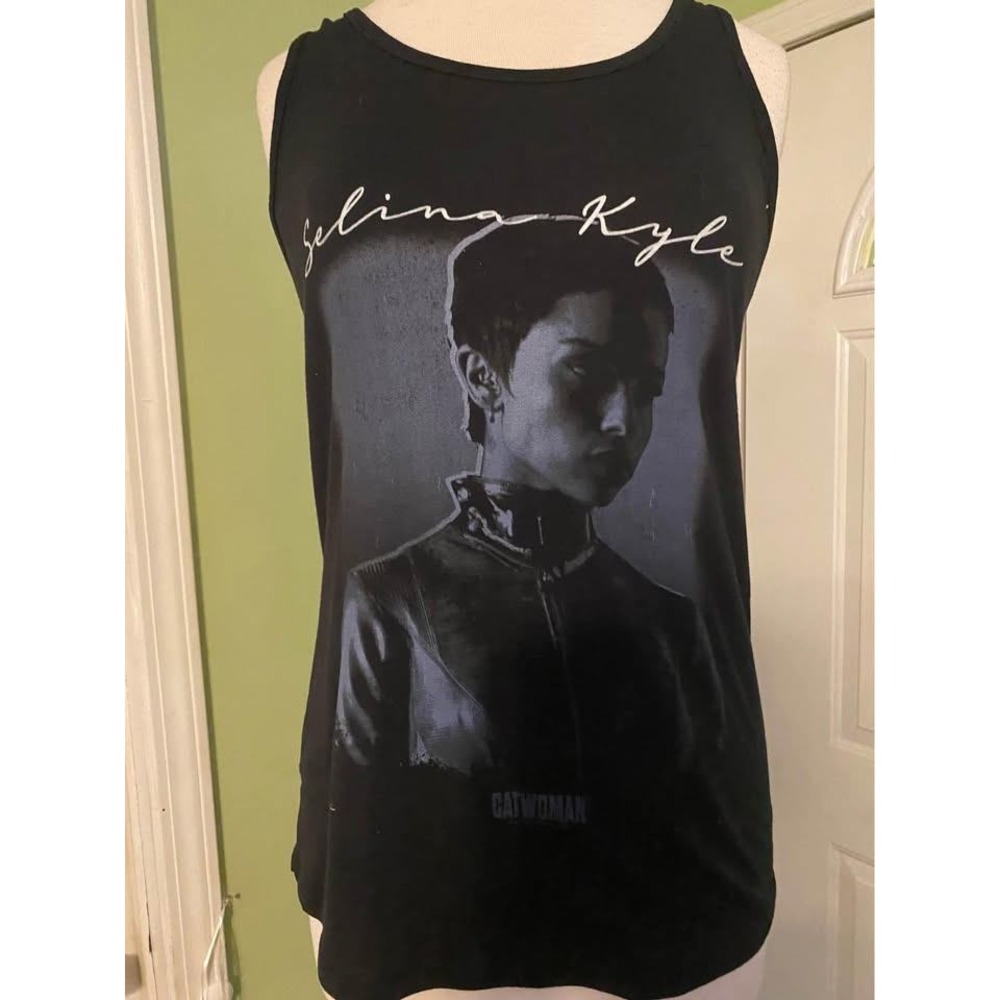 The Batman Selina Kyle Catwoman sz L Racerback Tank Top Black Womens - Picture 1 of 3